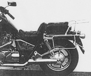 Side- and Topcasecarrierset – chrome for Honda VT 750 C until 1989