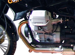 Engine protection bar - black for Moto Guzzi Quota 1000/1100 ES